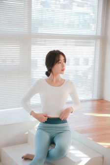 漂亮的女邻居2在线观看